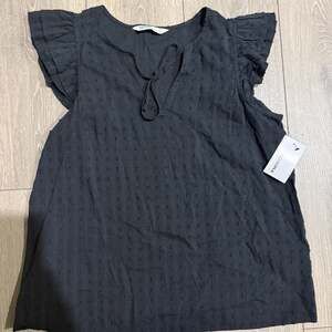 Sonoma Women’s Blouse Medium Black W/ Ruffle Sleeve & String Detail